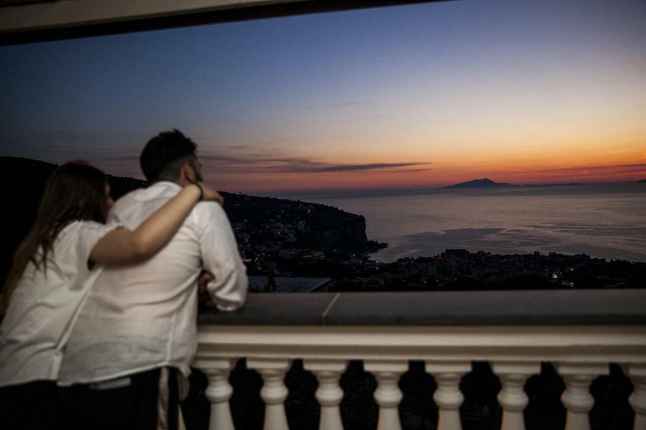 ヴィーコ・エクエンセ Casa Francyヴィラ エクステリア 写真